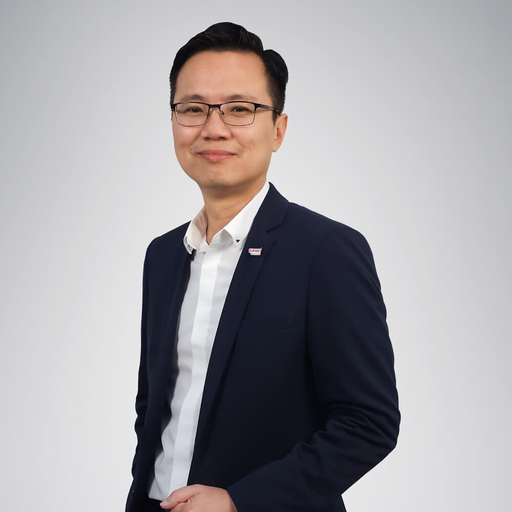 Dr Low Kwai Siong