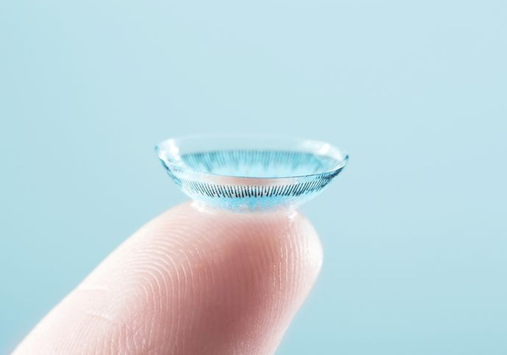 The best contact lens is LVC