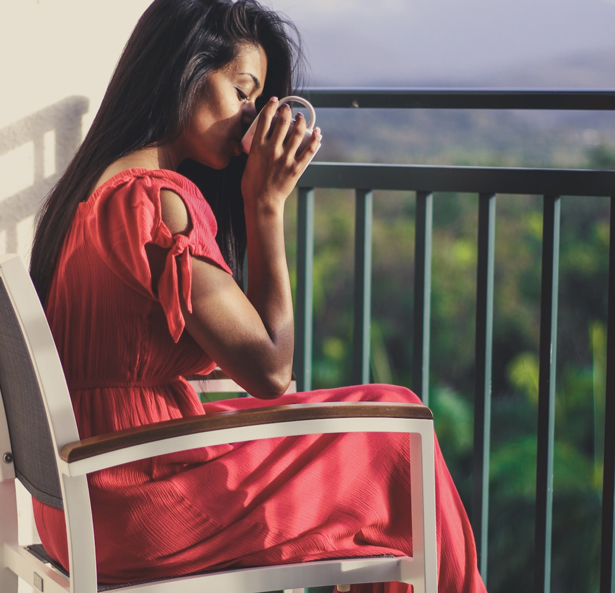 Pregnant mother drink coffee